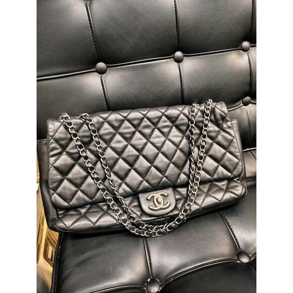 Chanel Handbags - Chanel Women Pre-Loved Bag Very Good Condition